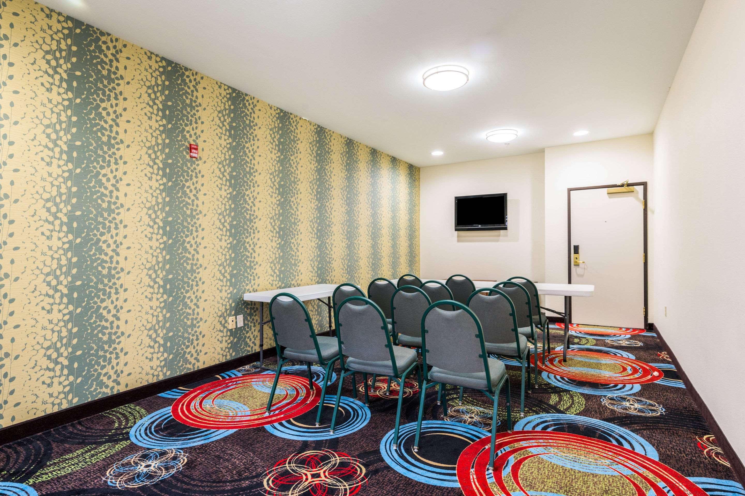 Clarion Pointe Madison-Huntsville Bagian luar foto