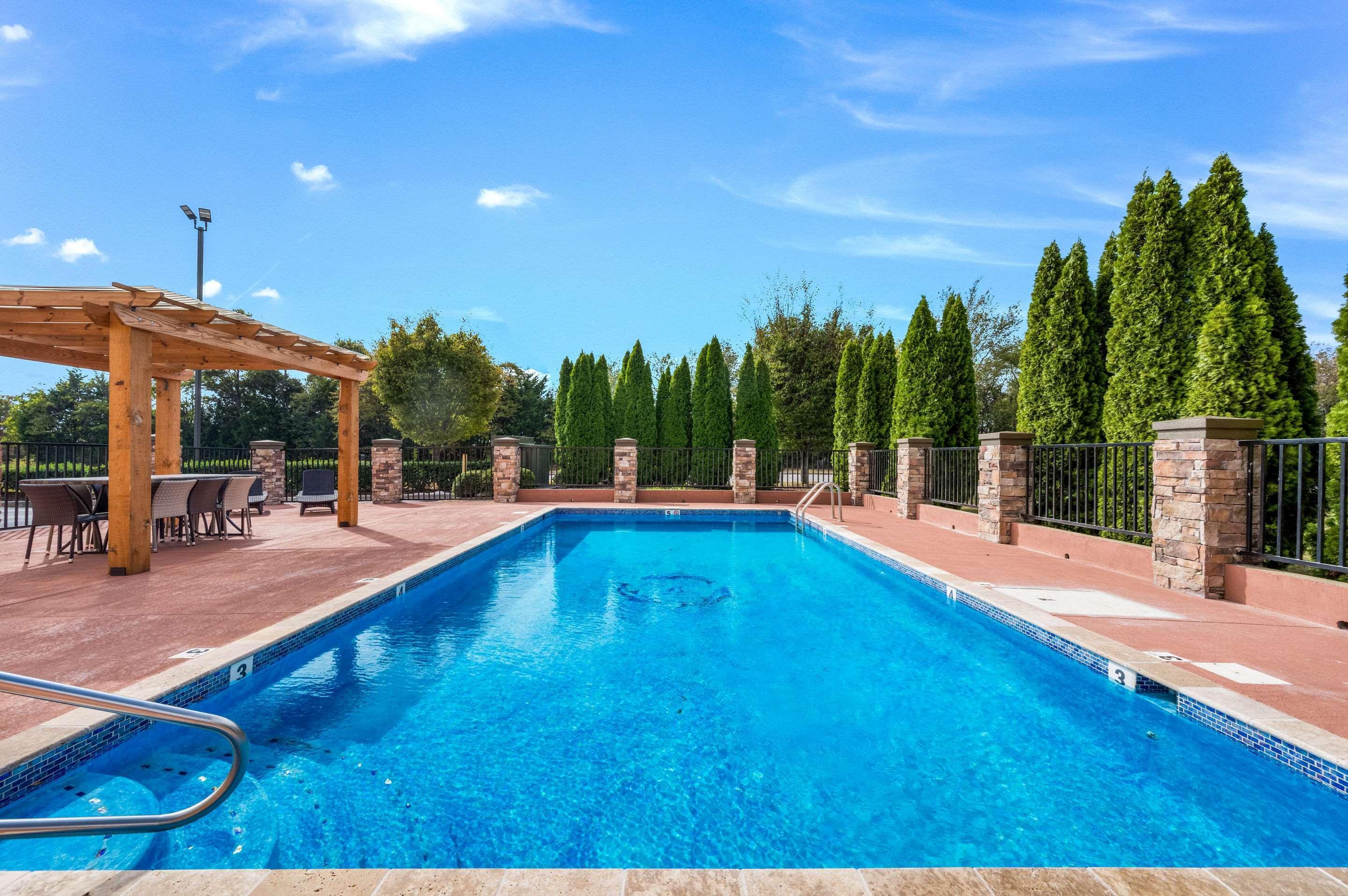 Clarion Pointe Madison-Huntsville Bagian luar foto