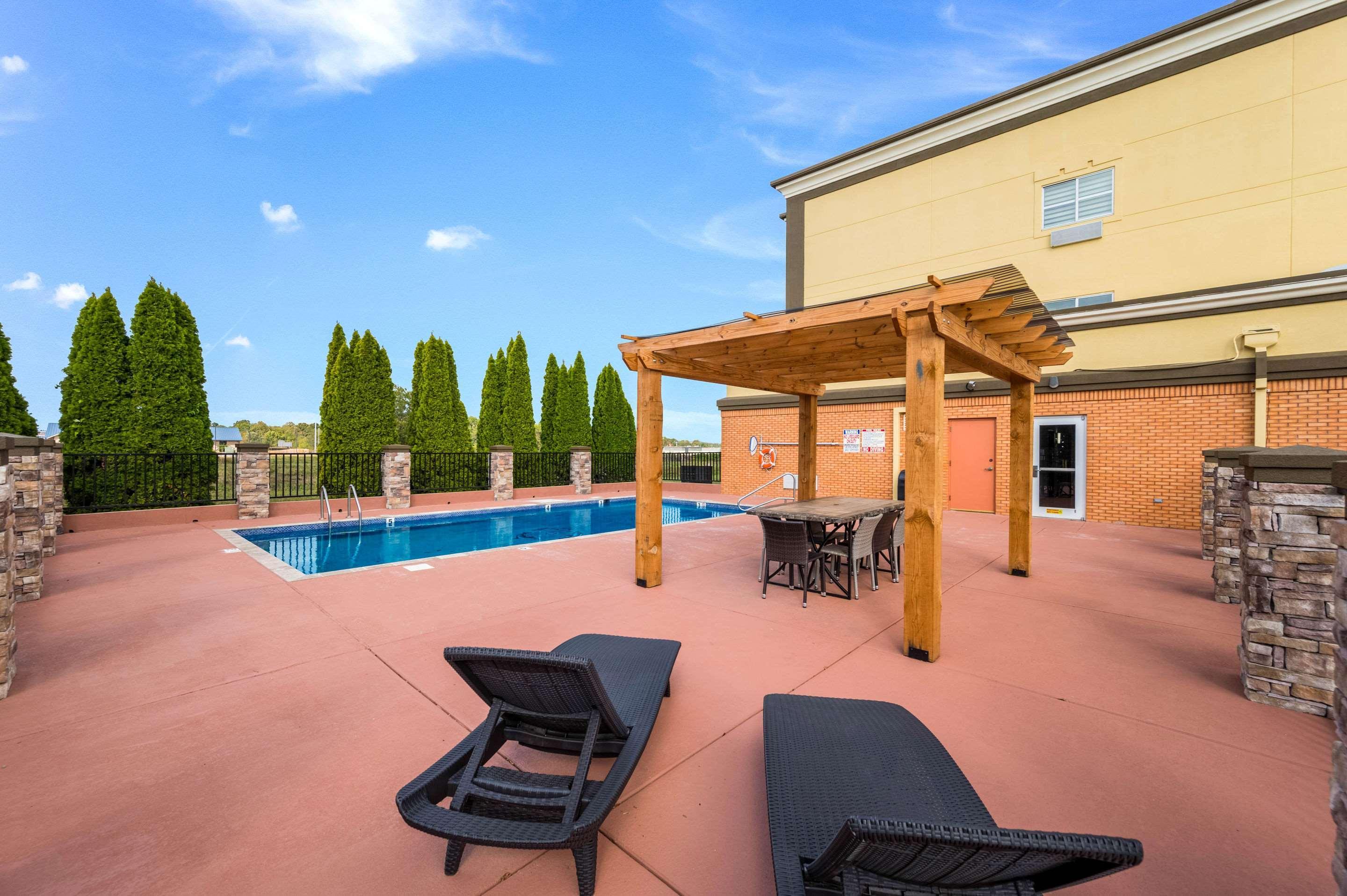 Clarion Pointe Madison-Huntsville Bagian luar foto